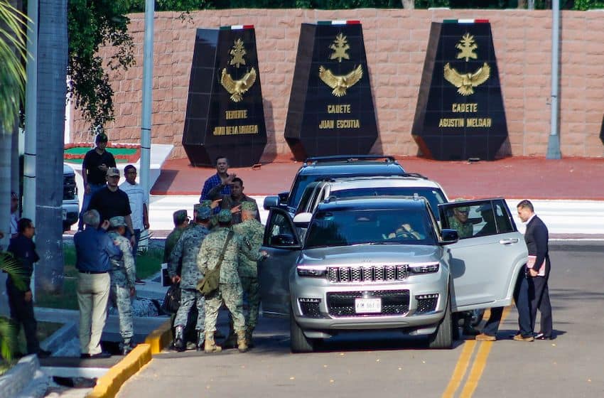 Security Minister Omar GarcĂa Harfuch traveled to Sinaloa on Tuesday to help coordinate the state's security strategy against cartel infighting.