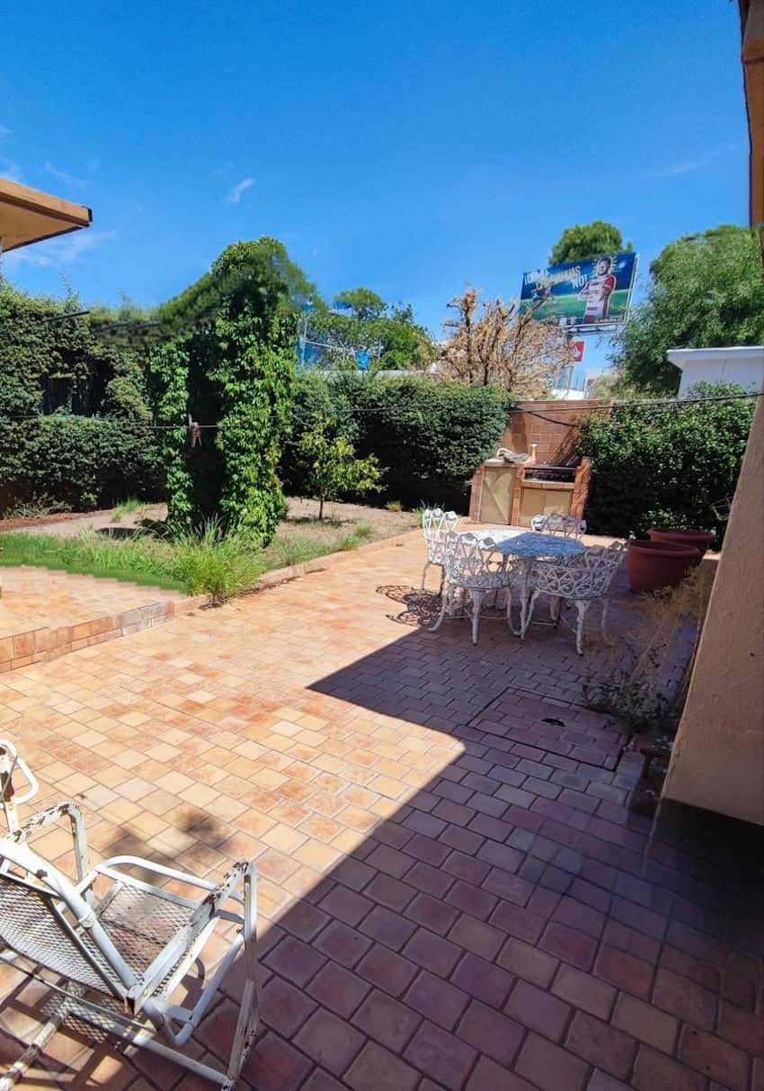 With a beautiful terrace and large rooms, this house is a jewel in one of the best neighborhoods in Chihuahua City